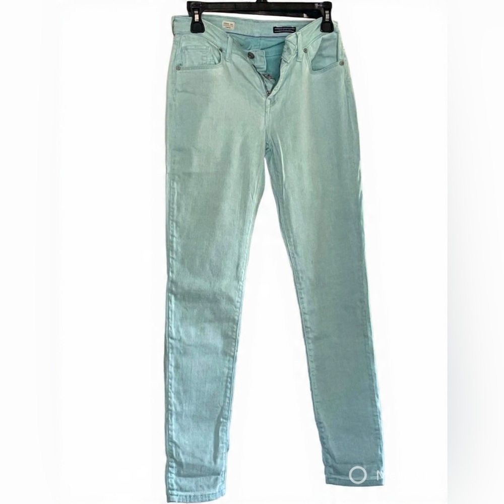 ✨Tommy Hilfiger Light Aqua Jegging Jeans – Size 29/32 (NWOT)